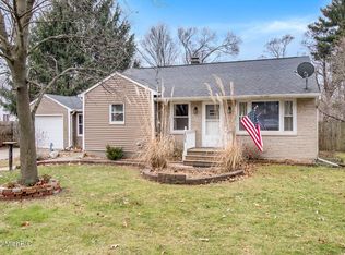 205 N Williams St, Decatur, MI 49045