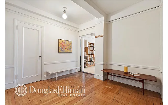 Sold by Douglas Elliman | media 21
