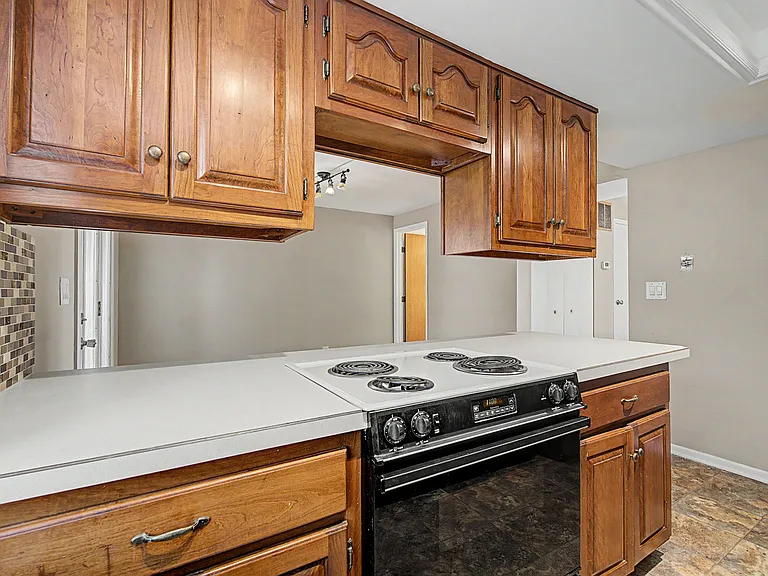 1406 Old Town Ct — Photo 18