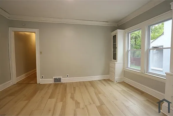 1 bed, $1,050 — Photo 2