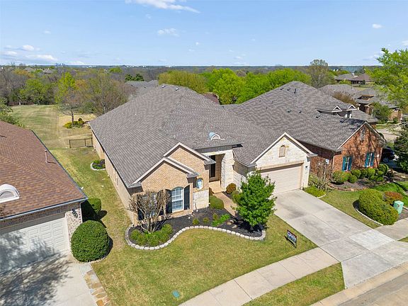 2nd image of 379 Southern Hills Dr