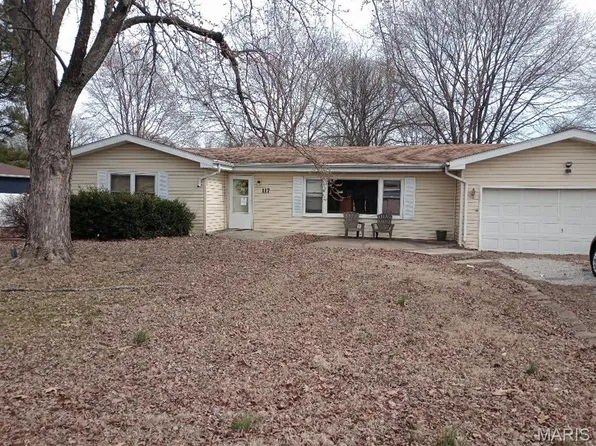 117 Bonita St, Wood River, IL 62095