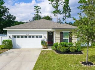 3001 Farmall Dr, Jacksonville, FL 32226