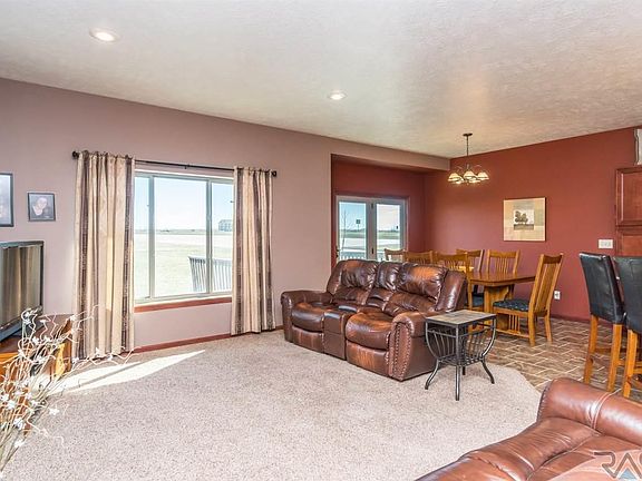 2nd image of 117 W Opal Ln
