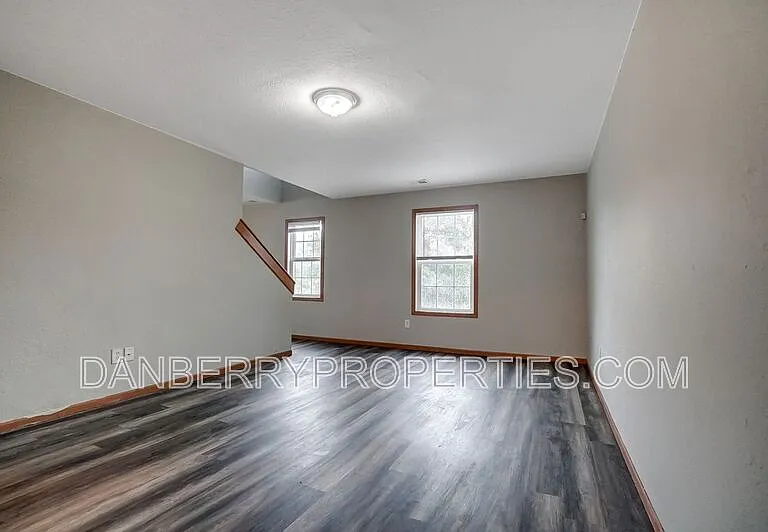 1127 N Byrne Rd #1 — Photo 15