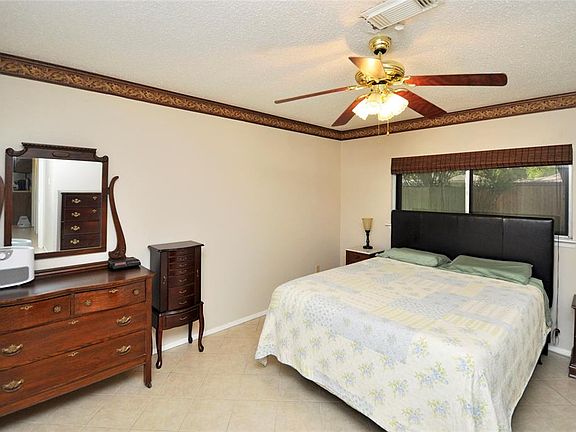 4th image of 19415 Cypress Bay Ct