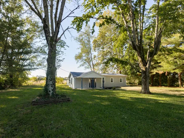 141 Dawson St, Columbus, IN 47201