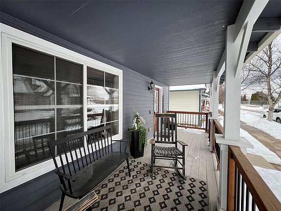 3rd image of 4847 Sonoma St