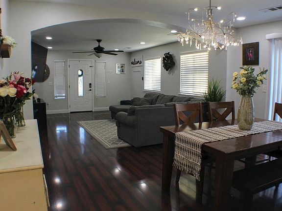 5th image of 3941 E Clay Ave