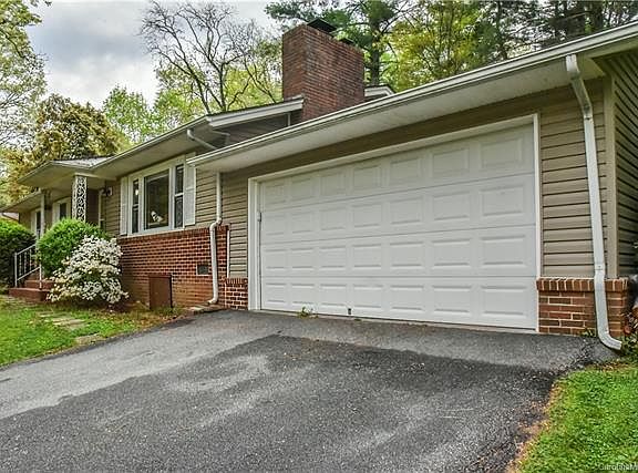 2nd image of 2730 Holly Hill Dr N