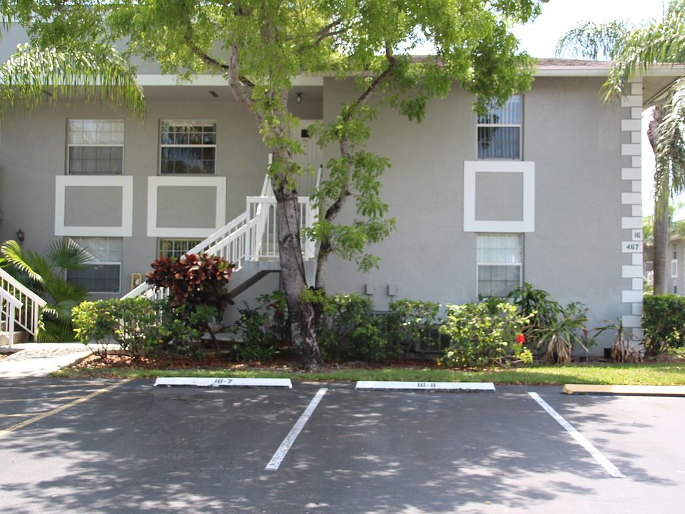 1st image of 467 NE 210th Circle Ter #20216