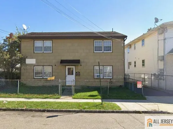 212 Sherman St, Perth Amboy, NJ 08861