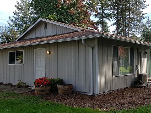 3rd image of 2125 2127 Soroya Ct SW