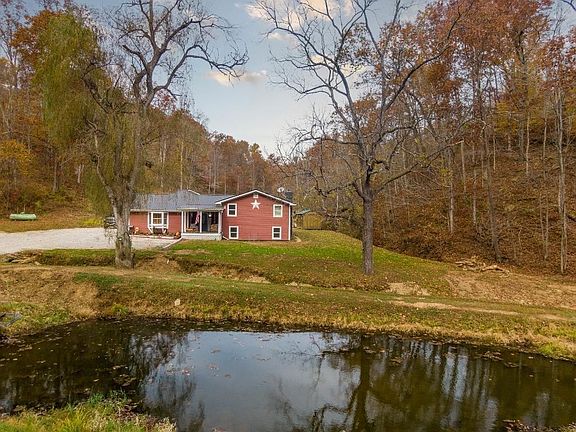 2nd image of 1822 County Road 61