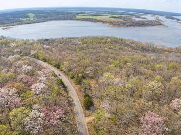 3925 NE 1075 Private Road, Osceola, MO 64776
