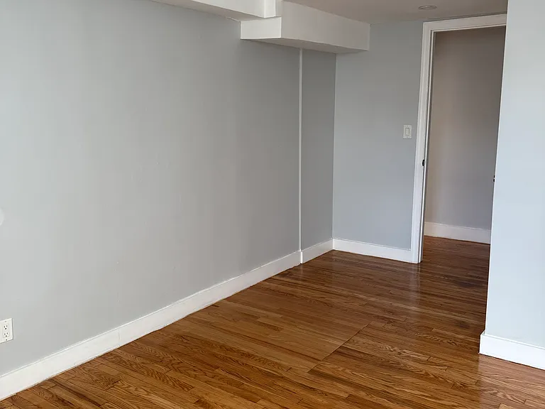 516 S Cherry St — Photo 11