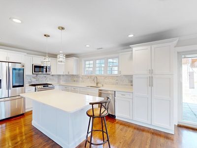 443 Poplar St, Roslindale, MA, 02131