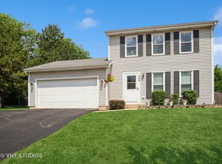 318 Chrisman Dr, Streamwood, IL 60107