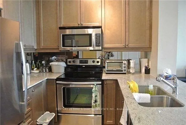 Bloorview Pl — Photo 10