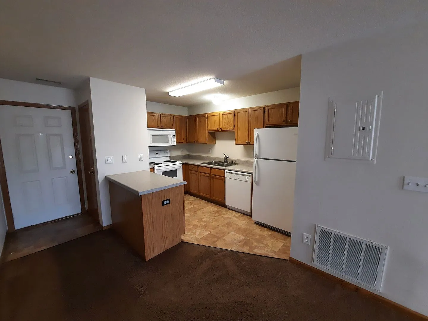 Mulberry Pointe Apartment Homes — Photo 3