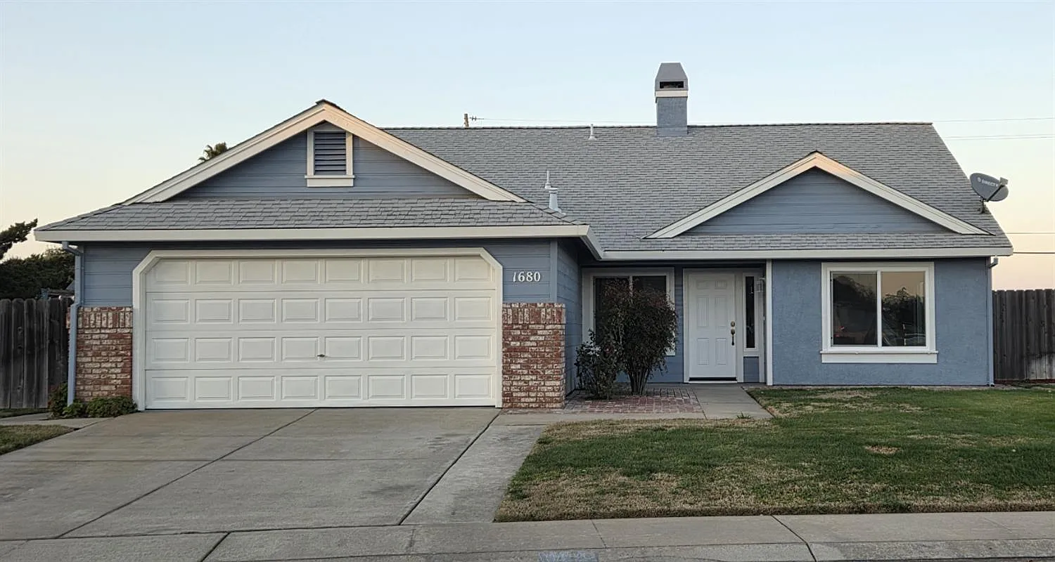 1680 Michele Way photo 1