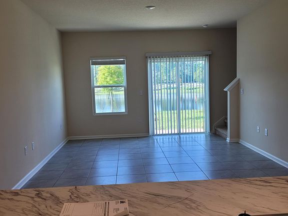4th image of 894 Observatory Pkwy