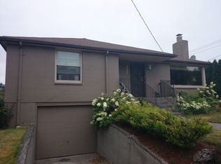 3047 32nd Ave W, Seattle, WA 98199