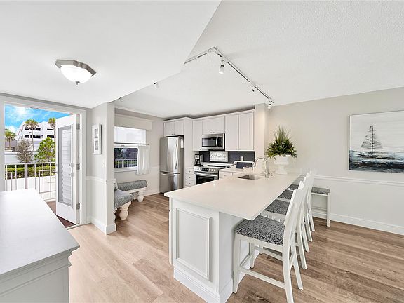 3rd image of 2525 Florida Boulevard #227