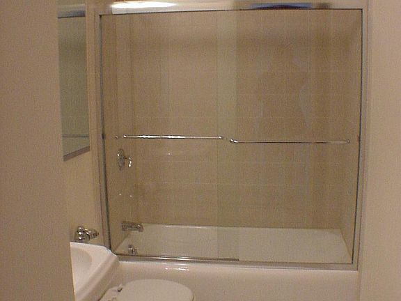 3rd image of 3600 N Lake Shore Dr APT 319