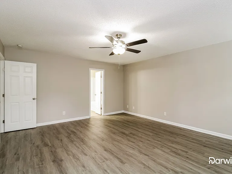 4807 Chapel Ridge Dr — Photo 8
