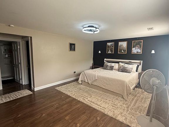 3rd image of 832 Brice Dr