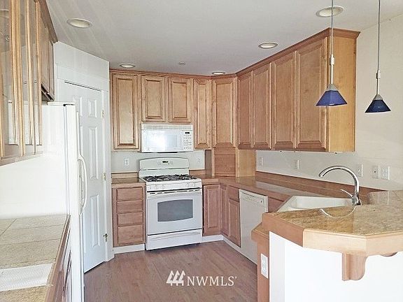 3rd image of 160 E Soderberg Road #M-35