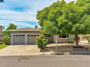 961 Chalet Dr, Concord, CA 94518