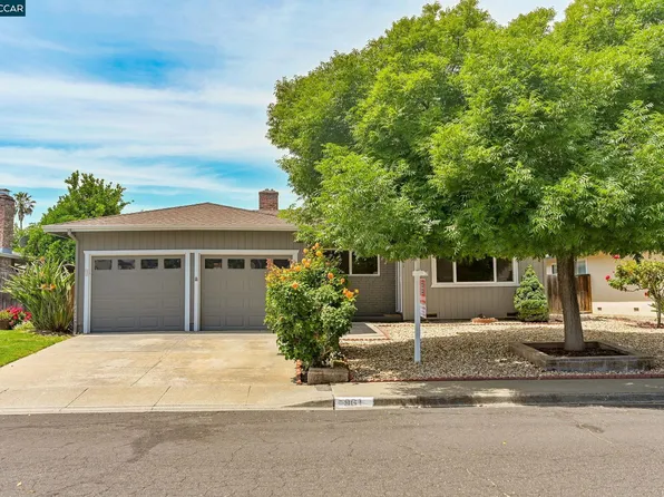 961 Chalet Dr, Concord, CA 94518