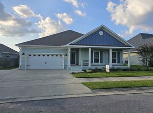 109 S Shoreview Dr, Panama City, FL 32404