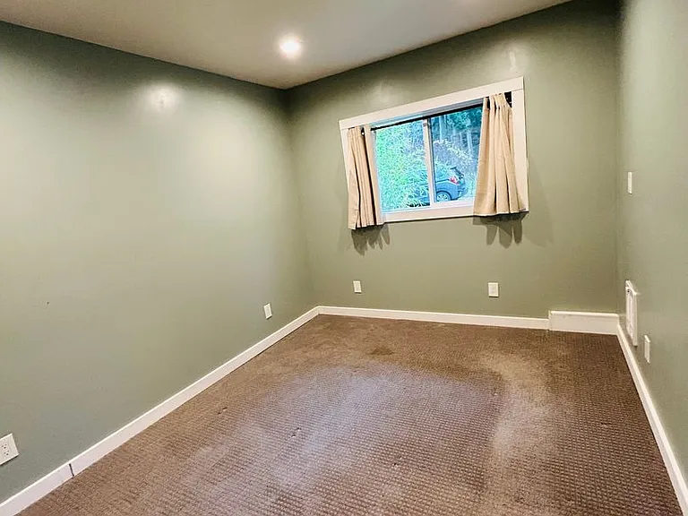 Herrera / Farrow (741 Ellwood Drive) — Photo 10