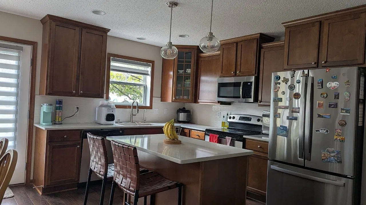 3 bed, 2.5 bath, 1780 sqft, $2,500 — Photo 4
