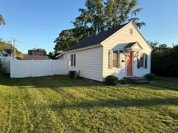 280 W 16th St, Holland, MI 49423