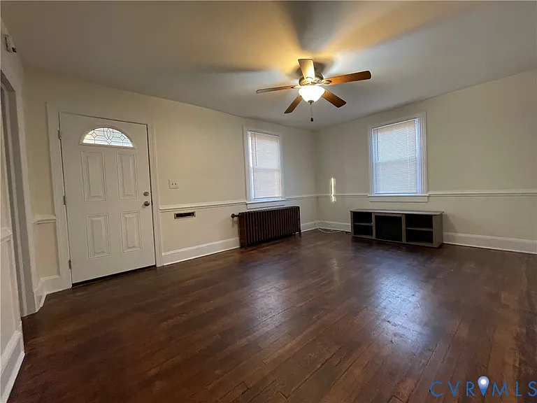 211 Jefferson Ave — Photo 3