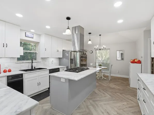 4208 Bretton Bay Cir, Dallas, TX 75287