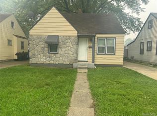 4956 Huron St, Dearborn Heights, MI 48125