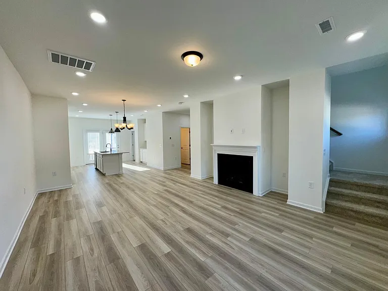 430 Sustainable Way — Photo 18