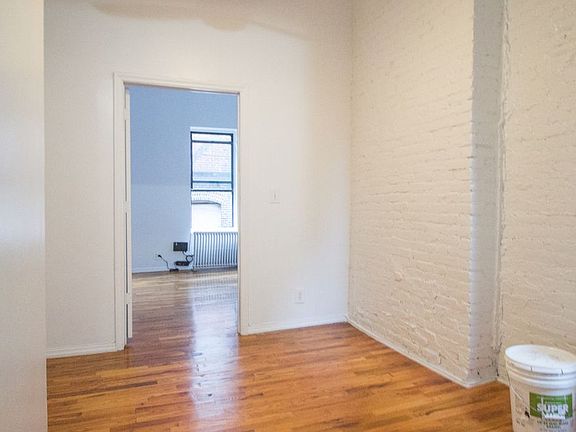 3rd image of 213 E 10th St APT 19