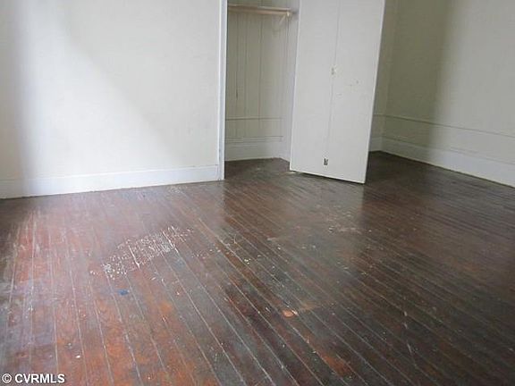 3rd image of 2101 Dinwiddie Ave