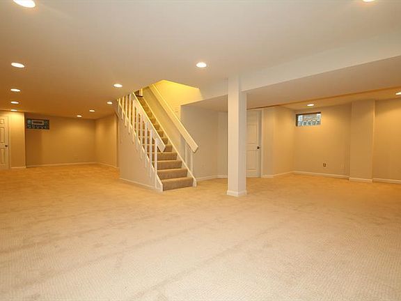 3rd image of 12036 Cooperwood Ln