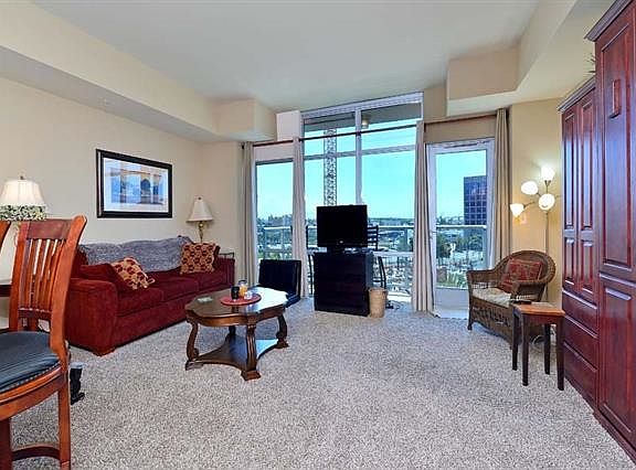 2nd image of 206 Park Blvd Unit 505