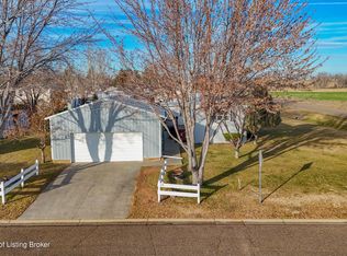 114 Cottage St, Gladstone, ND 58630