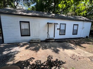506 Singer St, Pineville, LA 71360