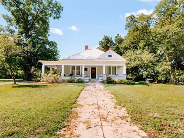 670 S Railroad Avenue, Carlton, GA 30627