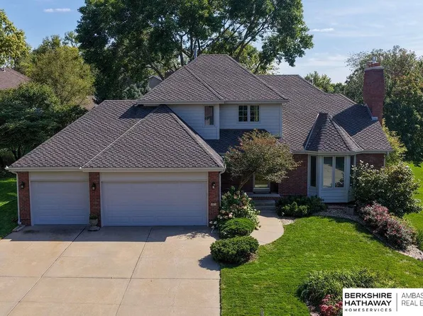 16573 Hascall St, Omaha, NE 68130